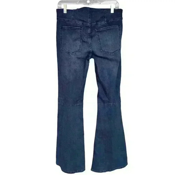 NWT We The Free High-Rise Bell Bottom Jeans - Picture 3 of 9